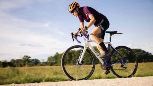 7 ways to help you build cycling endurance